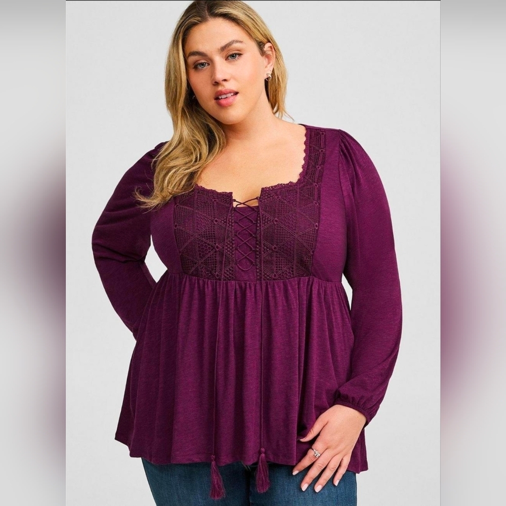 Torrid purple Super Soft Sweetheart Lace Up Peplum Top NWT